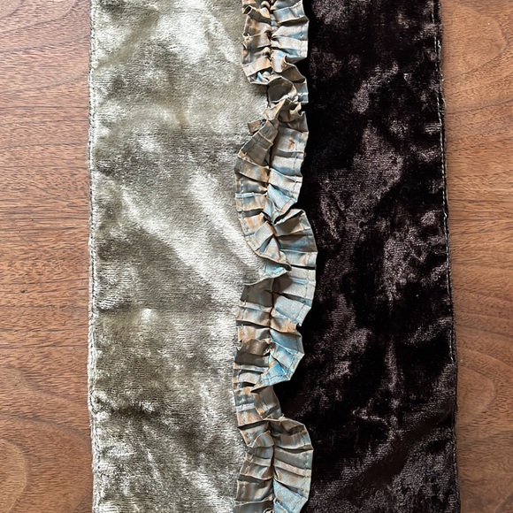 Handmade Ruffled Scarf - Picture 5 of 5